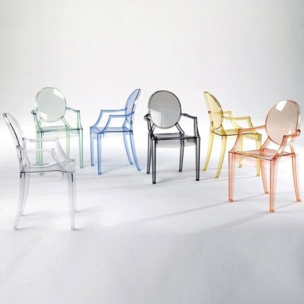 Scaun Kartell Louis Ghost design Philippe Starck, transparent
